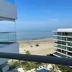 Apto Frente A La Playa Sector Morros!